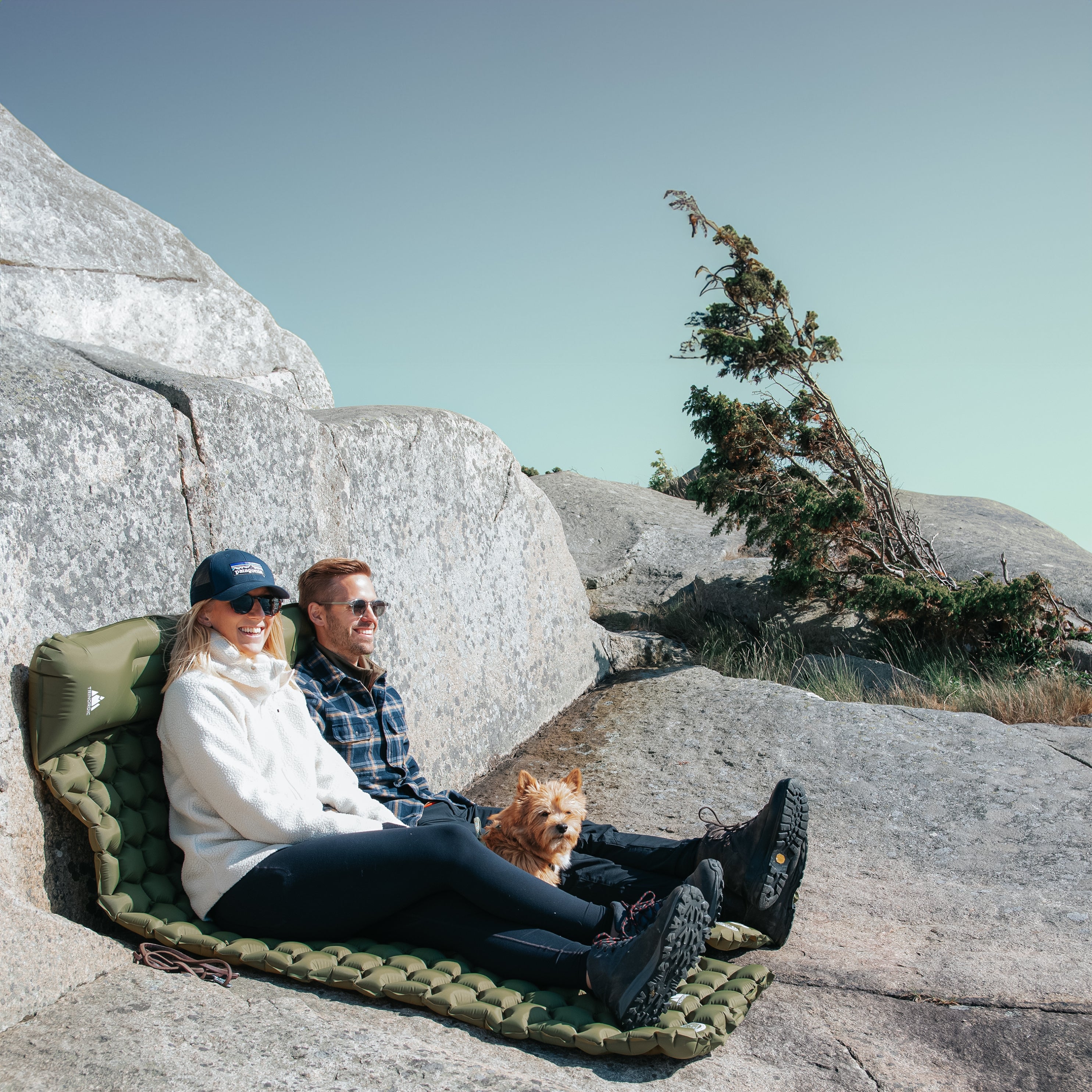 Vestra P – Ultralight Sleeping Pad 550g with pillow