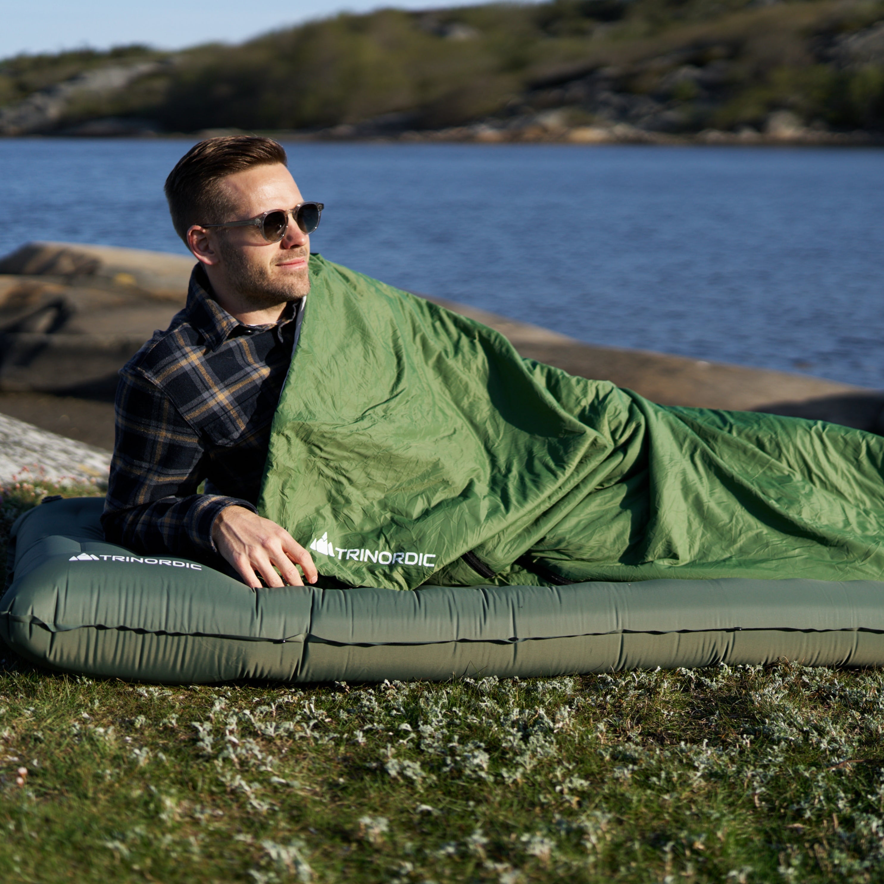 The Lightweight Summer kit- 1350g - Sleeping pad, Sleeping bag, Camping pillow - Save 15%